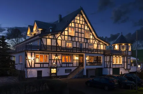 Landhotel Repetal Hotels in Lennestadt