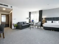 DB Hotel Wrocław ペルゴラ周辺のホテル