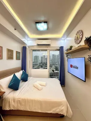 Condo Unit with Balcony in Manila