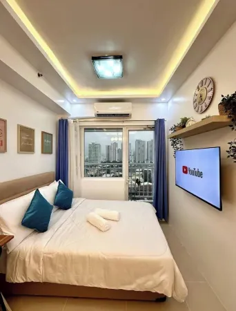 Condo Unit with Balcony in Manila Отели рядом с достопримечательностью «SM Moa, Dasmarinas, Imus,Paliparan Transport Association, Inc.»