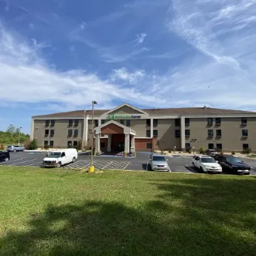Holiday Inn Express METROPOLIS by IHG