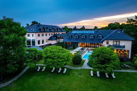 Christinenhof & Spa - Wellnesshotel am Rande des Spreewalds Отели в г. Шенкендёберн
