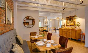 Amour Guest House