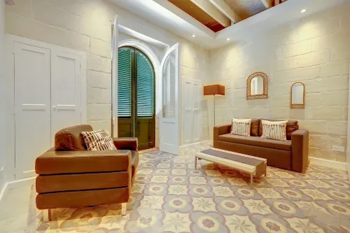 Central 1Br Apartment in Valletta - parking