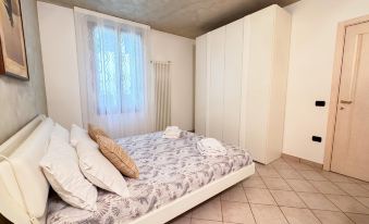 Lady Teresa Apartment by Ca-Sa Check