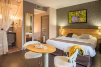Charme et Caractère le Turenne Hotel di Puy-d'Arnac