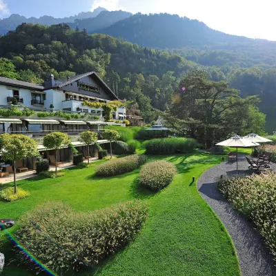 Park Hotel Sonnenhof - Relais & Châteaux Hotels near Städtle