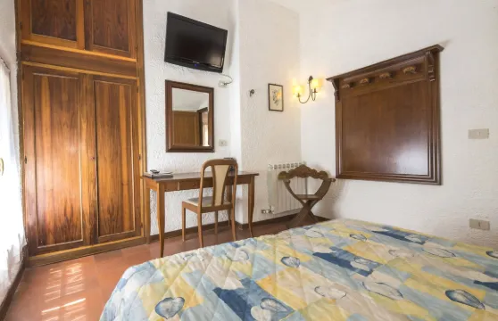 裏福奇歐布拉特奇阿諾酒店