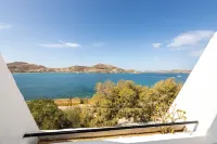 Hippocampus Hotel - Ocean View