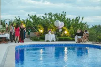 Olympia Garden Hotel - piscina