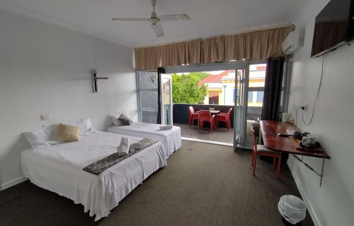 Ayr Hotel