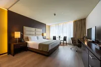 호텔 에스텔라 밀라 데 오로 메데인 호텔