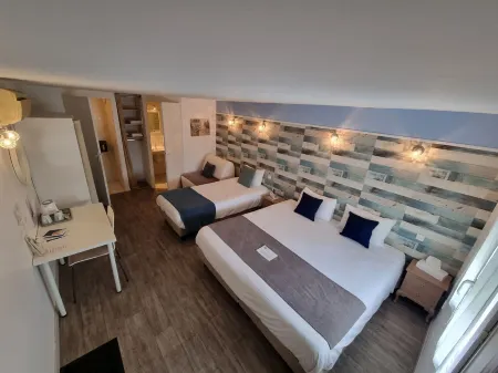 Cit'Hotel les Atlantes Отели рядом с достопримечательностью «Spa Thermal Philae»