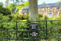 مييكلوير آرمز هوتل آند ريسترونت فنادق في بيرث