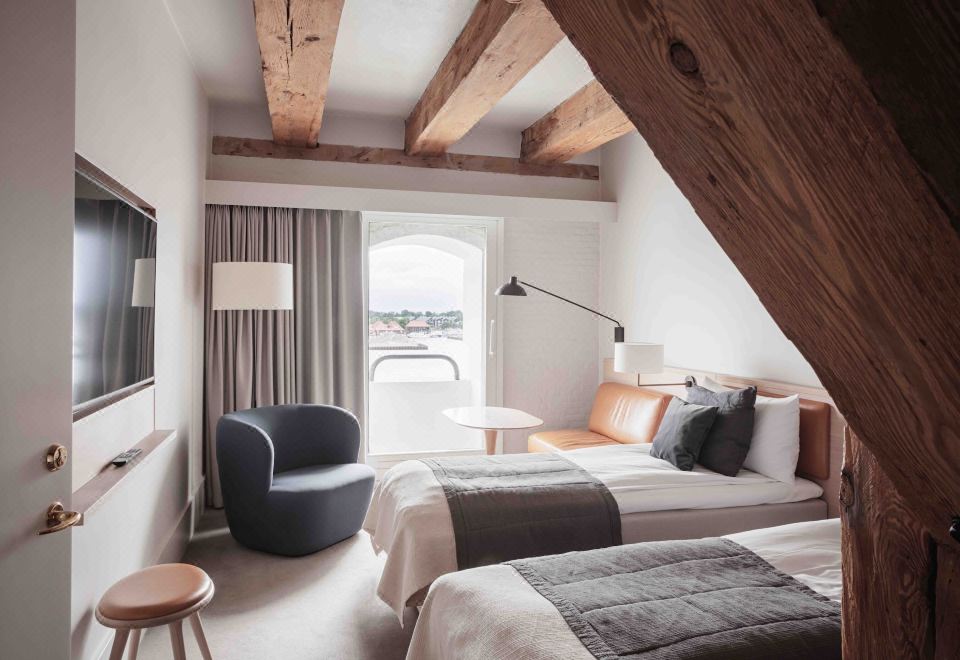 1. 코펜하겐 애드미..