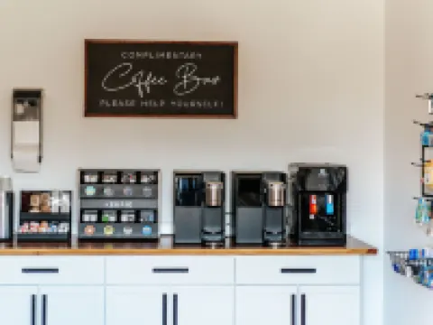 Grey Pine Lodge Hotels in Augusta County