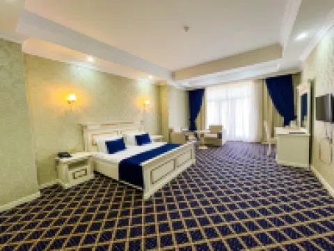 プレミア パレス ホテル