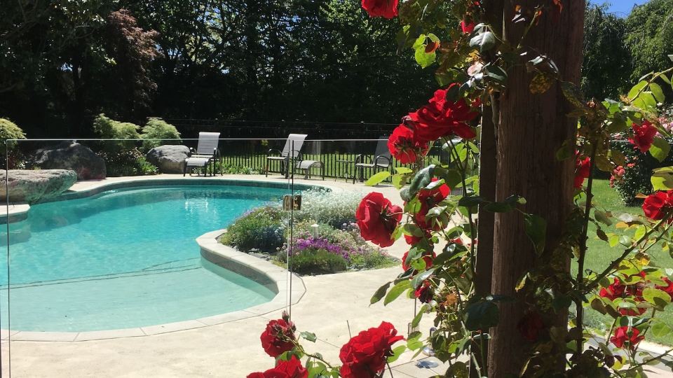 Bluebell Lodge and Cottage