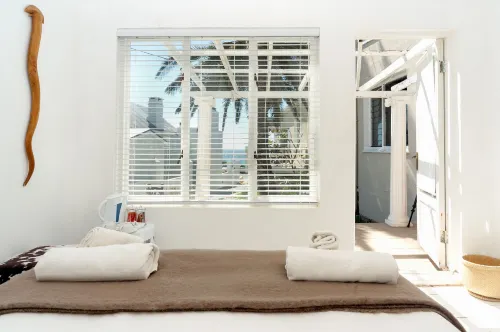 Boulders Beach Hotel, Cafe and Curio Shop - Ocean View