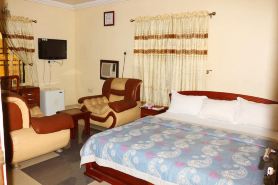 Green Park Hotel and Suites