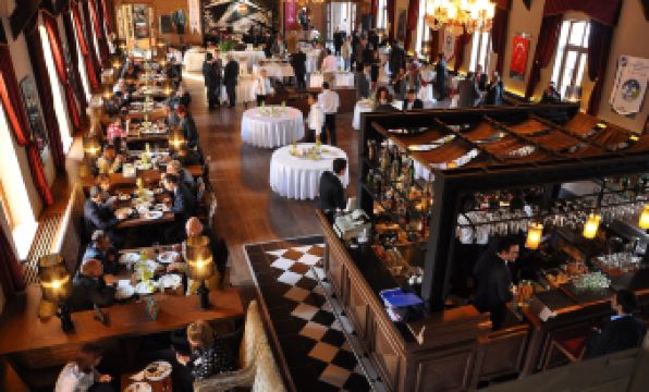 Montania Special Class Hotel