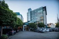 Parkhotel Schmid - Parkering