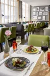 Lindner Hotel Cologne City Plaza - Aamiainen