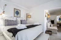 Athina Studios and Suites Plaka