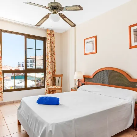 Club Tenerife Apartments