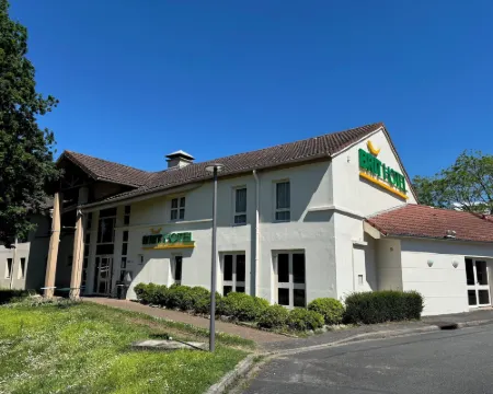 Kyriad Cholet Hoteles en Cholet