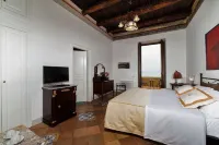 Palazzo Suriano Heritage Hotel Hotel in zona Spiaggia della Crestarella