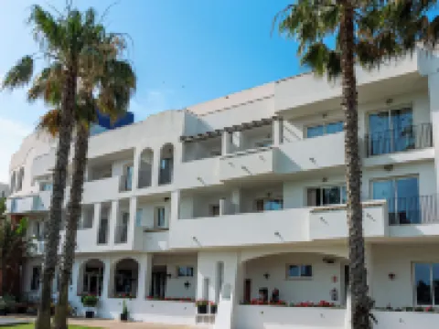 Ohtels Cabogata โรงแรมในRetamar