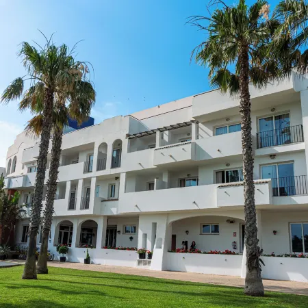 Ohtels Cabogata
