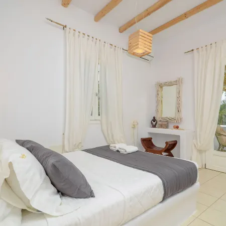 Valena Mare Suites & Apartments