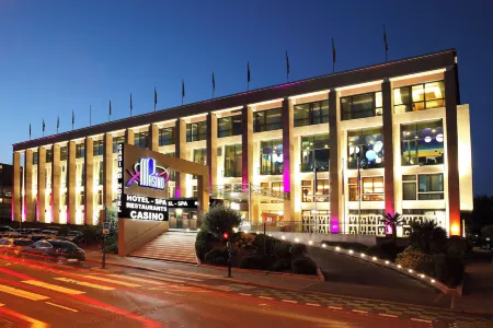 Hotel Spa le Pasino Отели рядом с Аэропорт Ле Авр - Октвиль