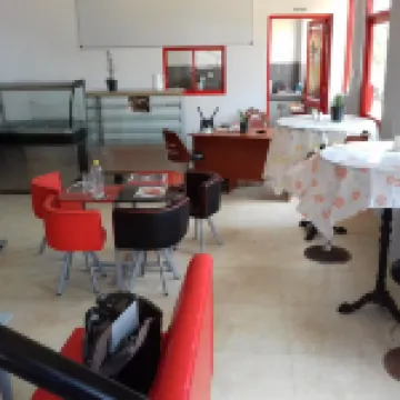 Marigold Beach House Hotels in 