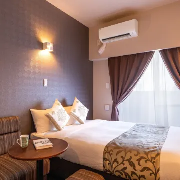 Mr.KINJO in SAKAEMACHI Отели рядом с достопримечательностью «Замок Сури»