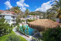 Kassandra Boutique Hotel - Infinity Pools