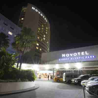 Novotel Sydney Olympic Park Hotel Exterior
