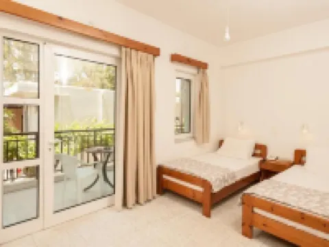 Niriis Hotel Hotels in Daratso