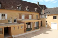 Hôtel du Lion d'Or فنادق في Saint-Aubin-en-Charollais