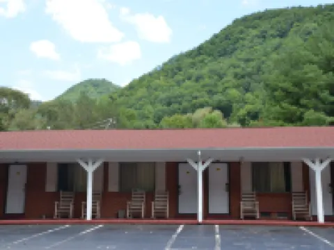 Travelowes Motel - Maggie Valley Hotels in Maggie Valley