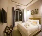 Span Suites & Villa Hotels in Chopdem