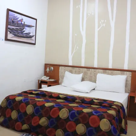 Naturemark Gallery & Guest House