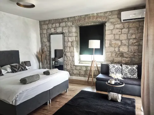 Guest House Exalto