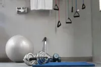 هوليداي إن إكسبرس  اني يا جو لاس كوندي ب باي آيتش جي