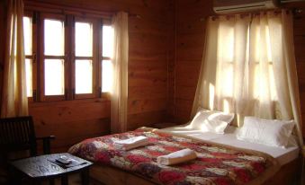 Maa Ganga Guest House