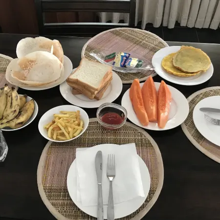 White Villa Airport Transit Hotel