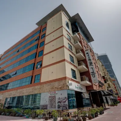 Rose Park Hotel - Al Barsha, Opposite Metro Station Hoteles cerca de Calle Sheikh Zayed