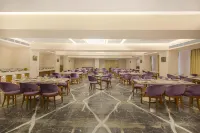Hrj Sarovar Portico Indore Hotels in Indore